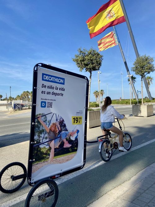 Campaña de publicidad en bicicletas en Madrid" "Remolques publicitarios Bicimupis